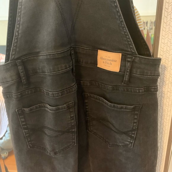 Abercrombie and Fitch Overalls - Picture 5 of 6